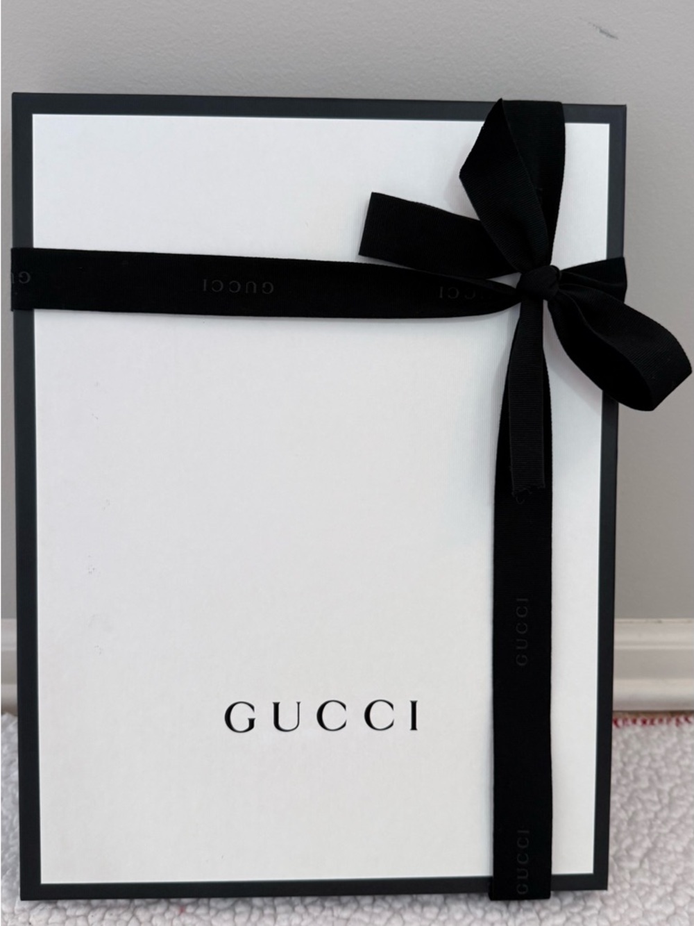 Gucci Black Monogram Leather Messenger Bag - Picture 3 of 16